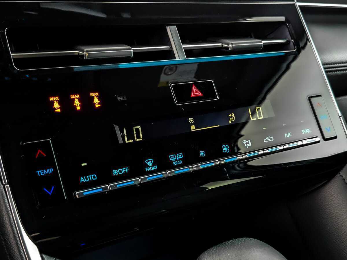 Toyota Avalon 2022 года с пробегом. Фото: #20