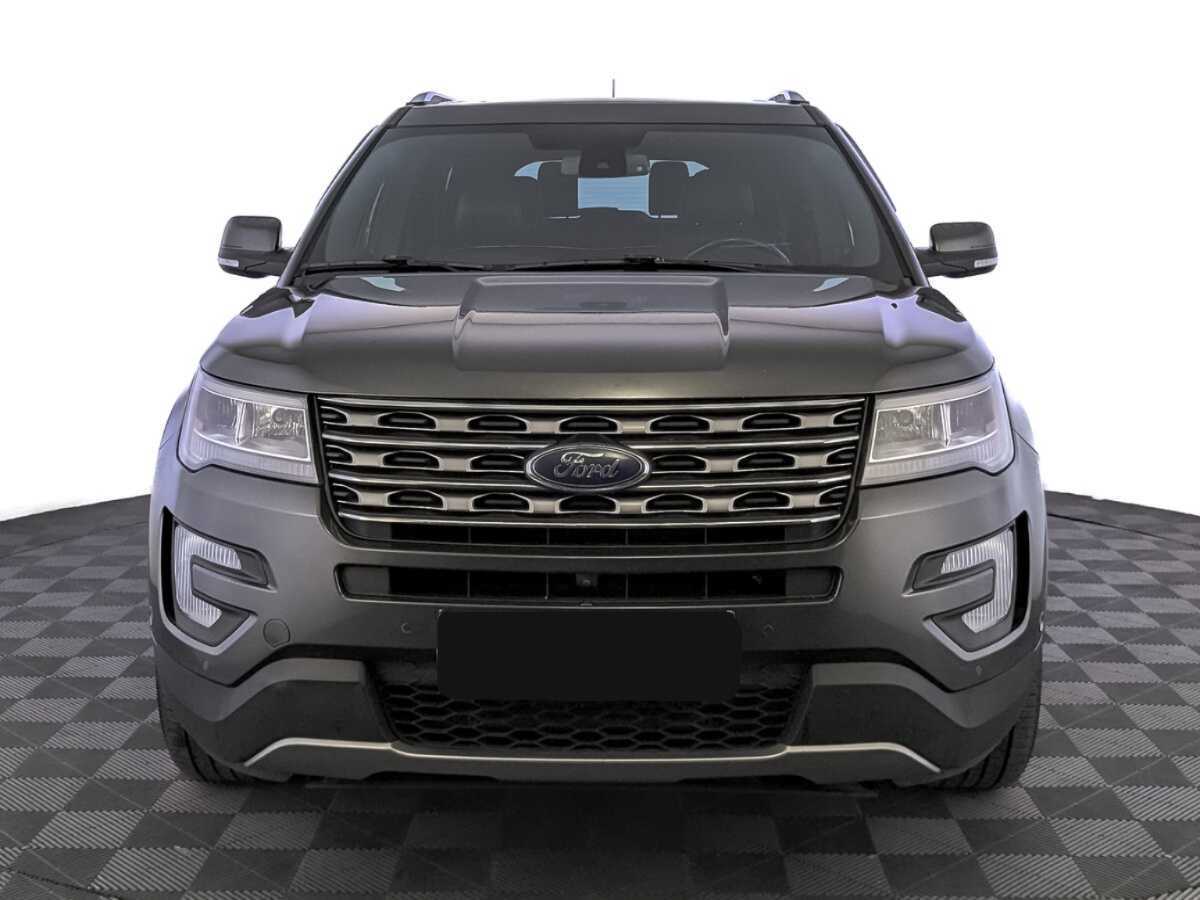 Ford Explorer 2017 года с пробегом. Фото: #1