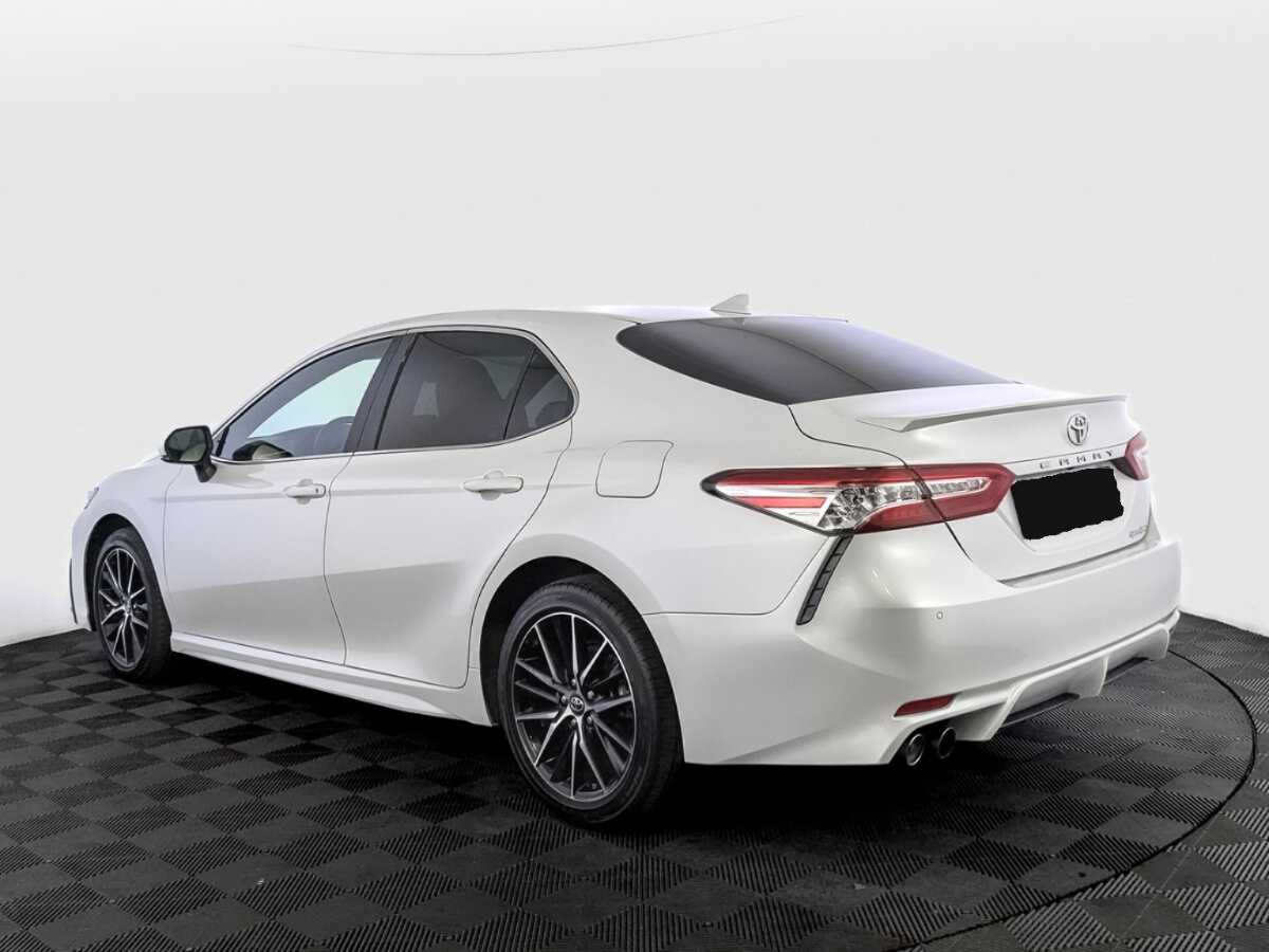Toyota Camry 2023 года с пробегом. Фото: #6