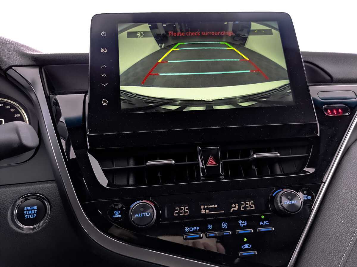 Toyota Camry 2023 года с пробегом. Фото: #20