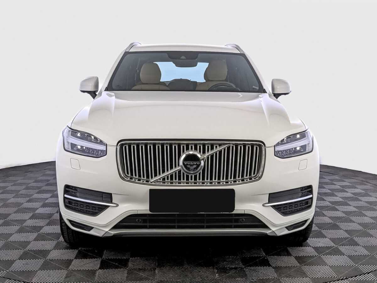 Volvo XC90 2018 года с пробегом. Фото: #1