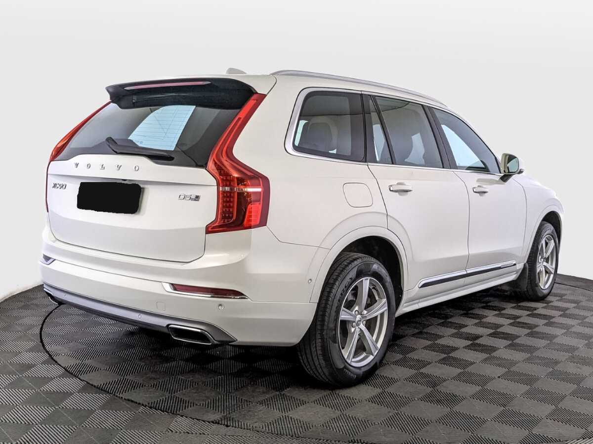 Volvo XC90 2018 года с пробегом. Фото: #4