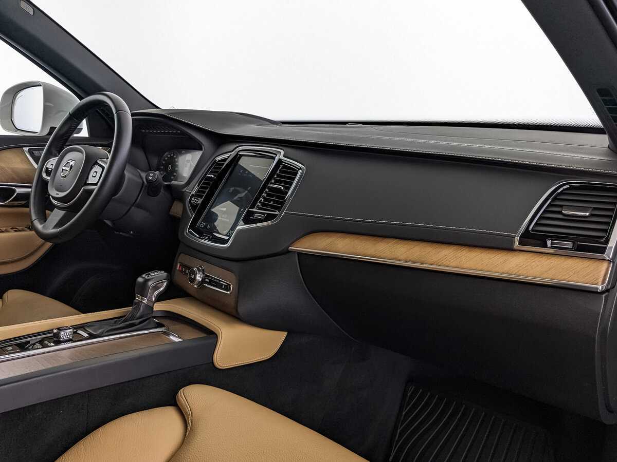 Volvo XC90 2018 года с пробегом. Фото: #8