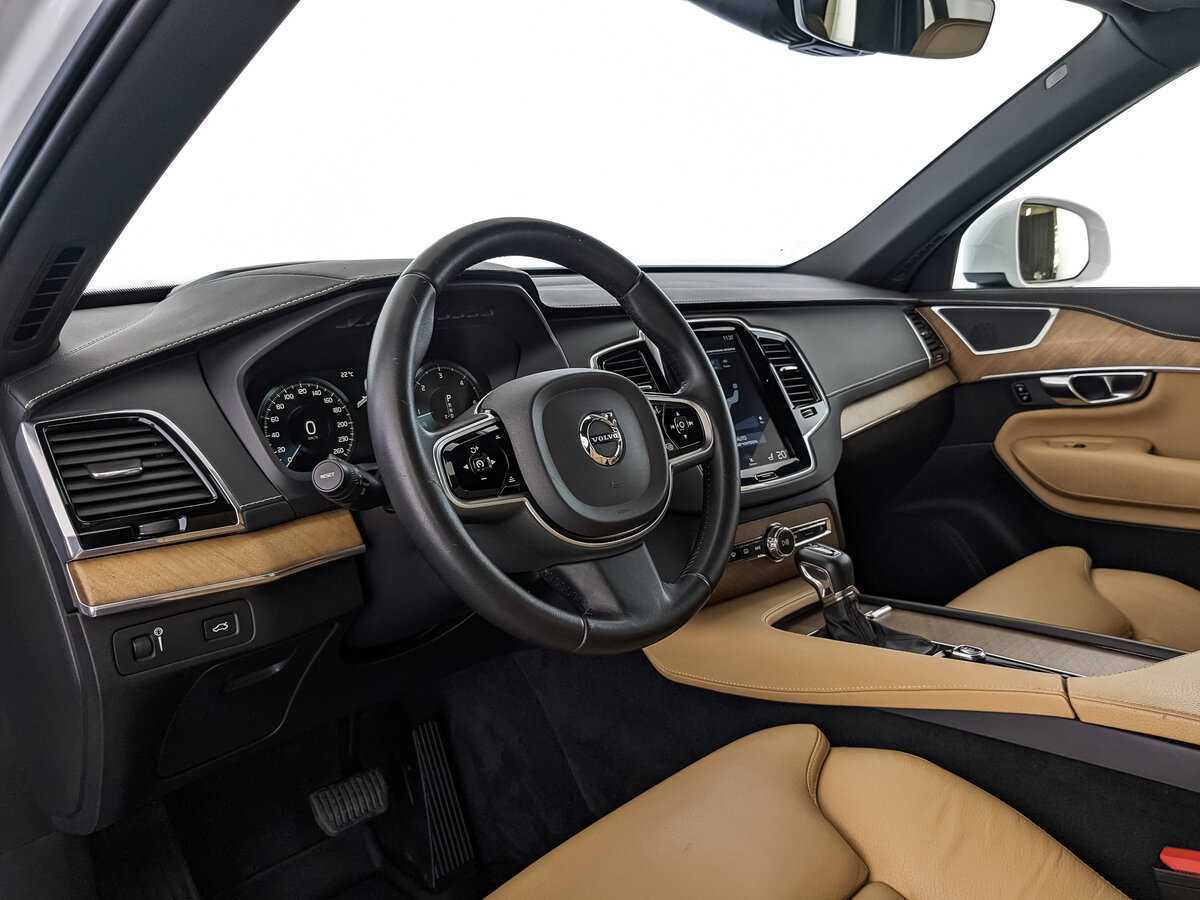 Volvo XC90 2018 года с пробегом. Фото: #10