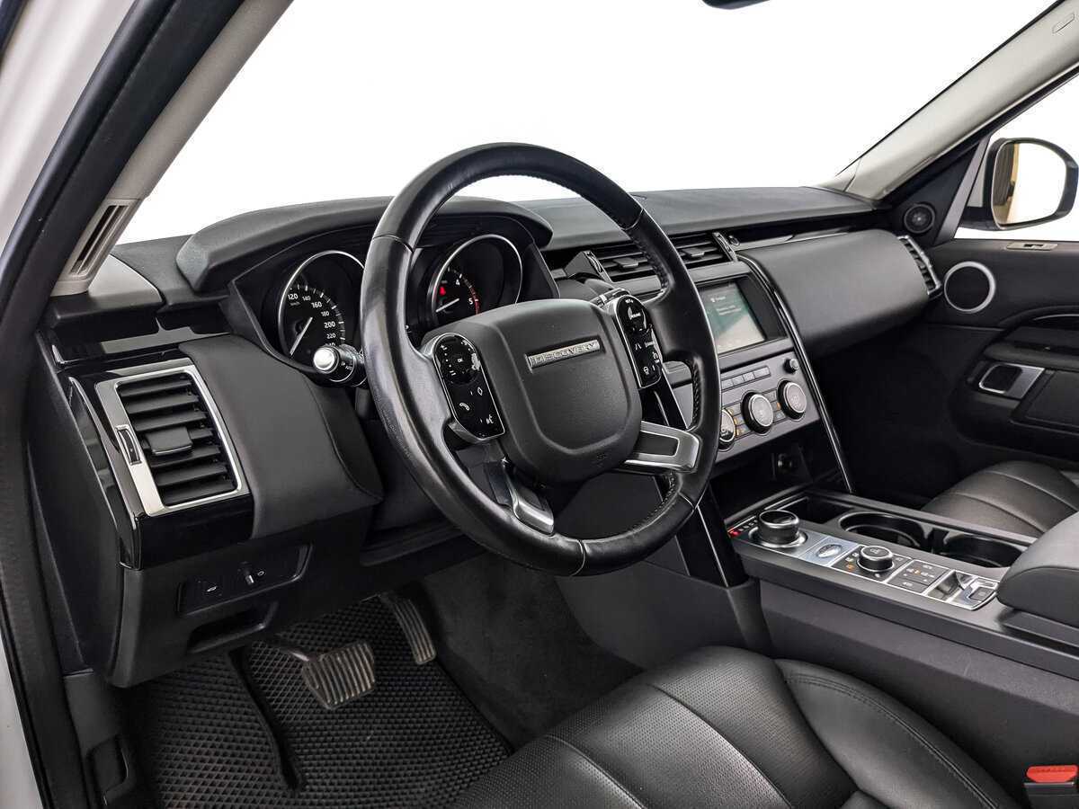 Land Rover Discovery 2019 года с пробегом. Фото: #10