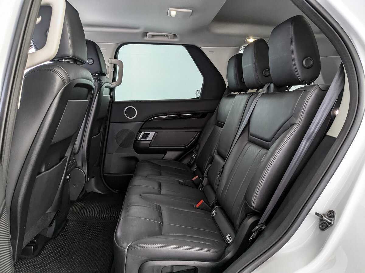 Land Rover Discovery 2019 года с пробегом. Фото: #13