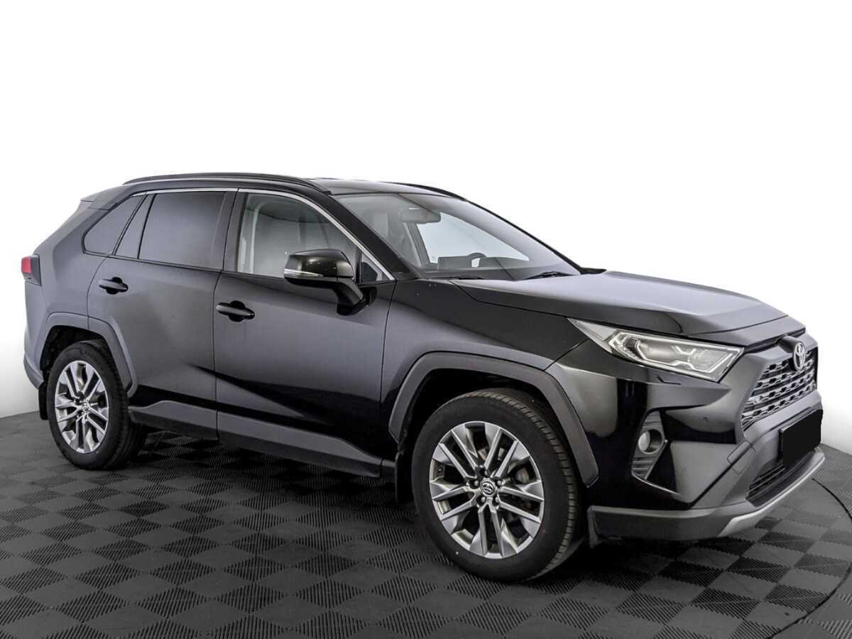 Toyota RAV4 2021 года с пробегом. Фото: #2
