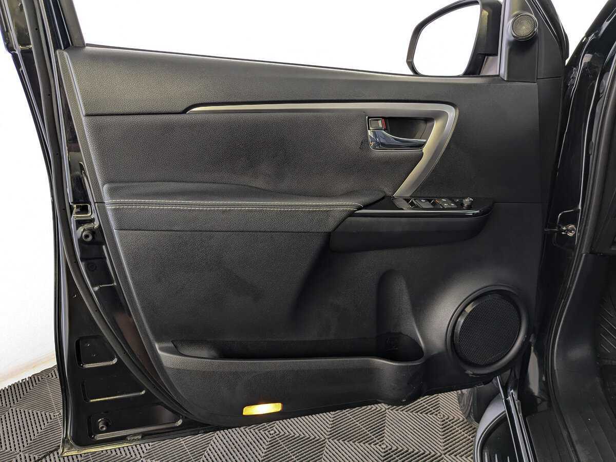 Toyota Fortuner 2021 года с пробегом. Фото: #14