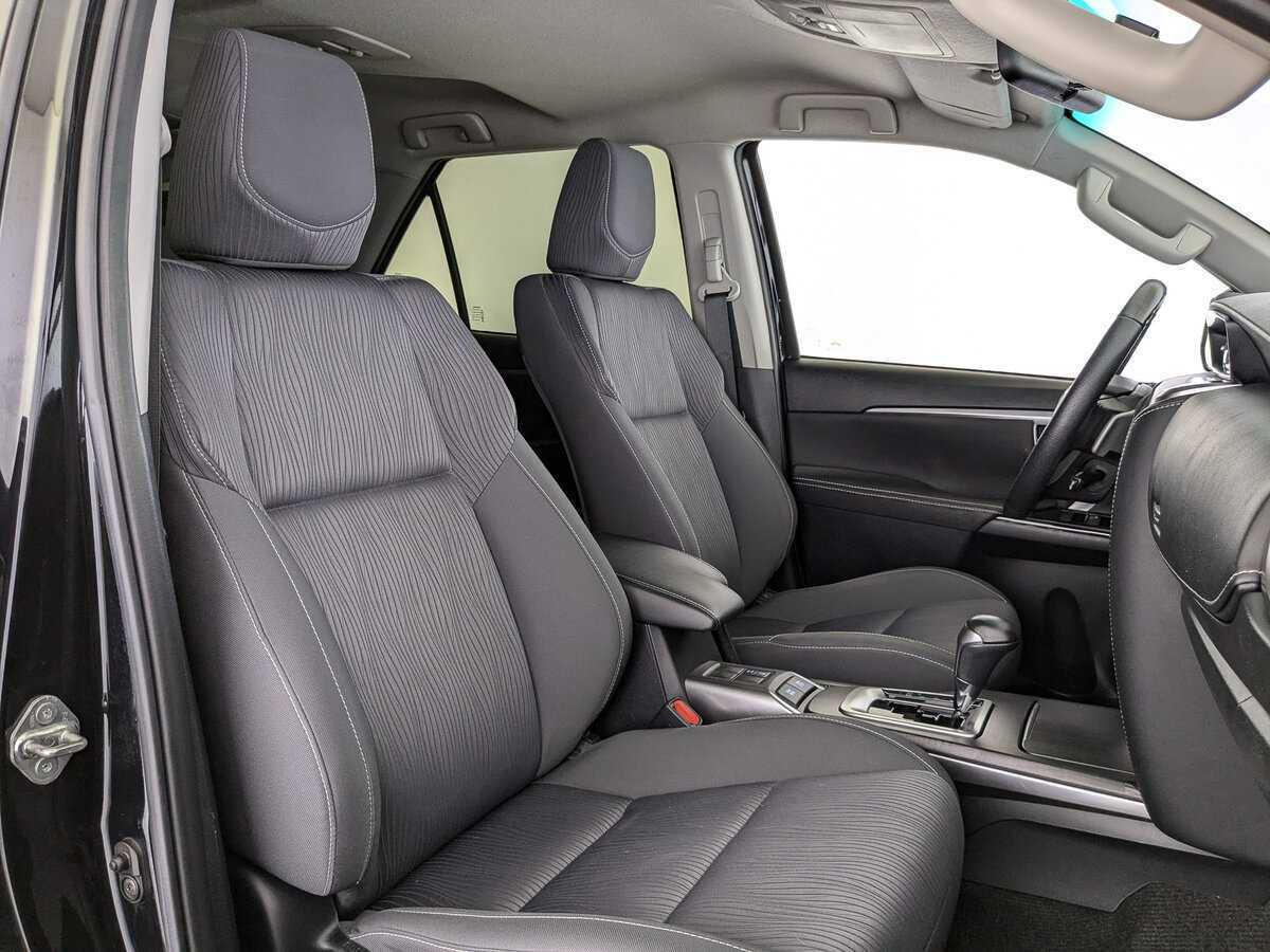 Toyota Fortuner 2021 года с пробегом. Фото: #19