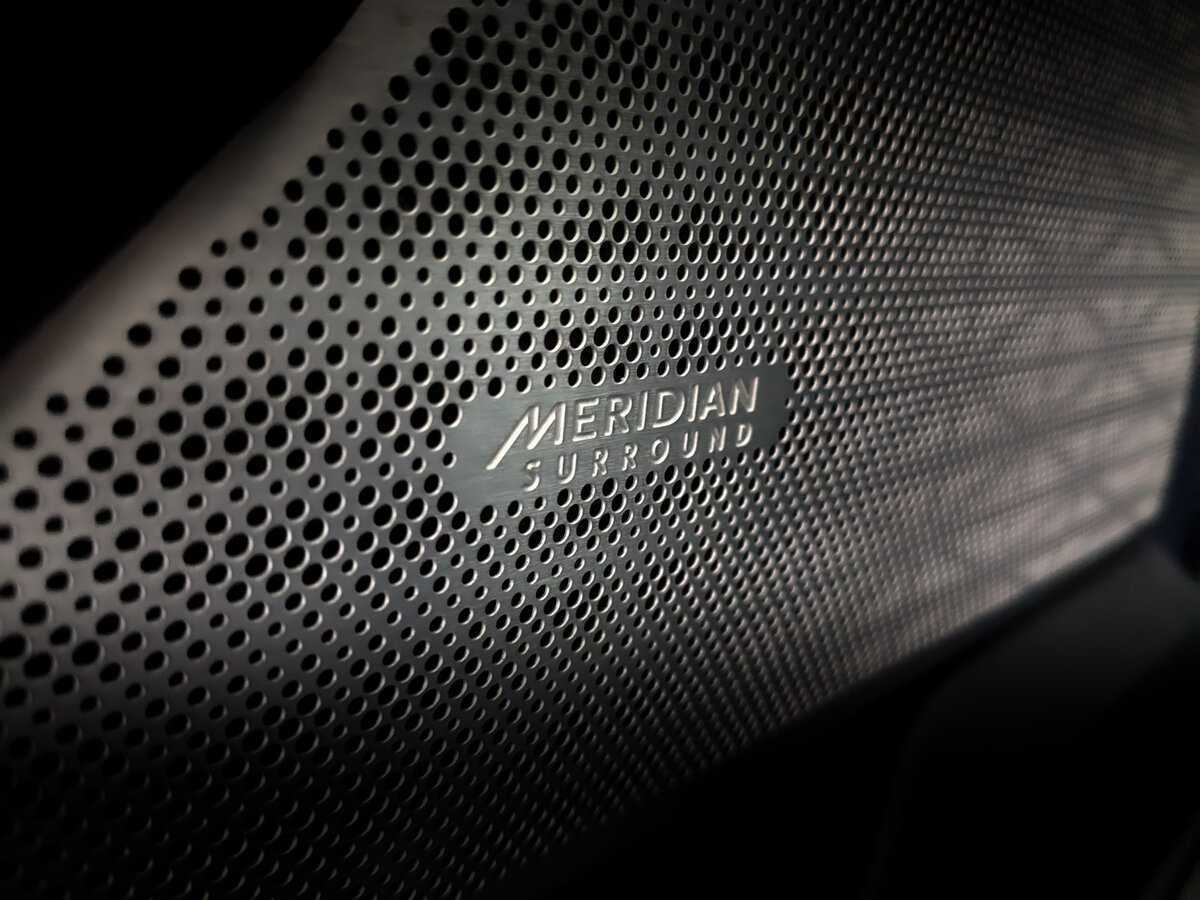 Land Rover Range Rover Velar 2017 года с пробегом. Фото: #23