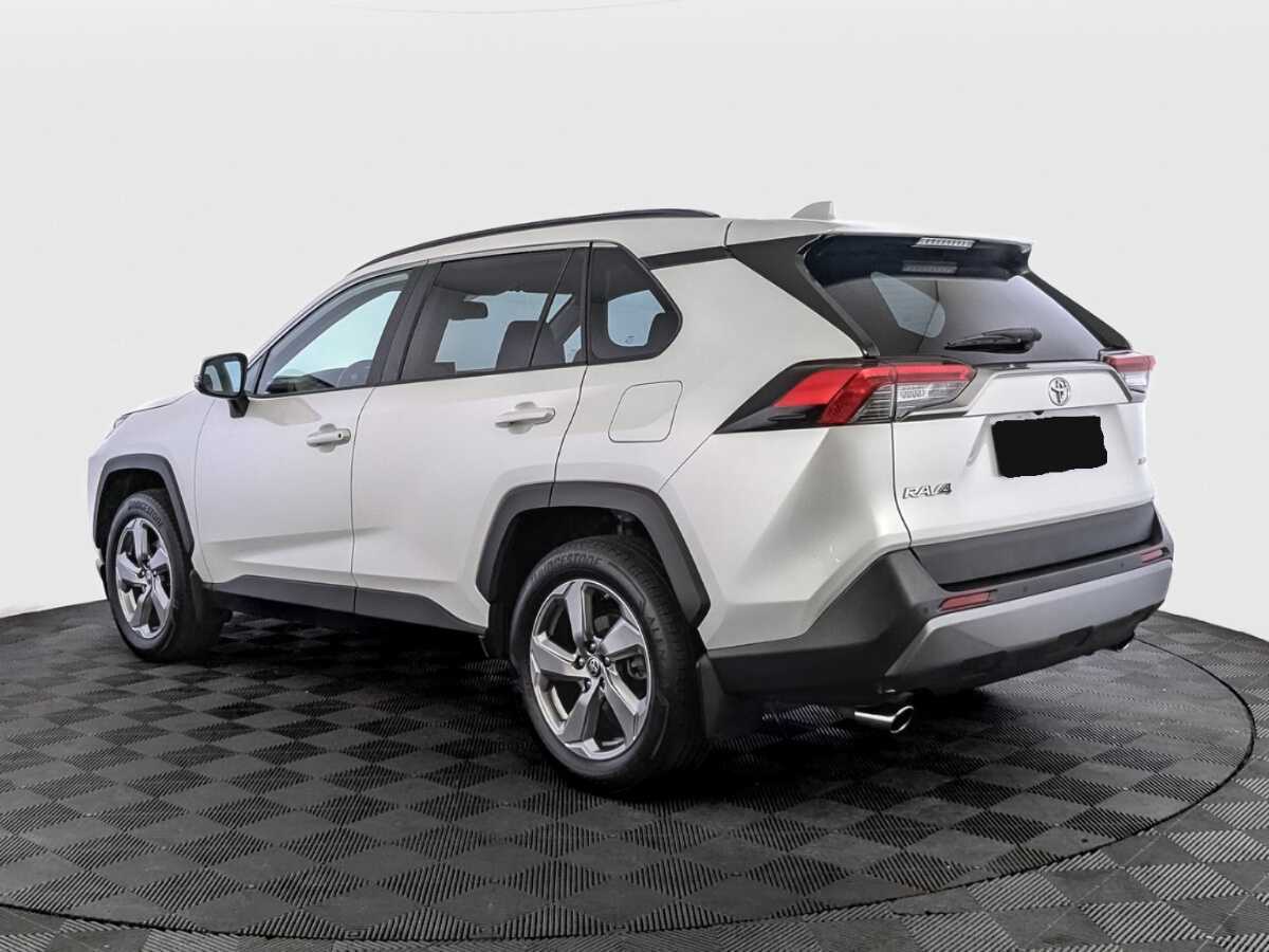 Toyota RAV4 2021 года с пробегом. Фото: #6