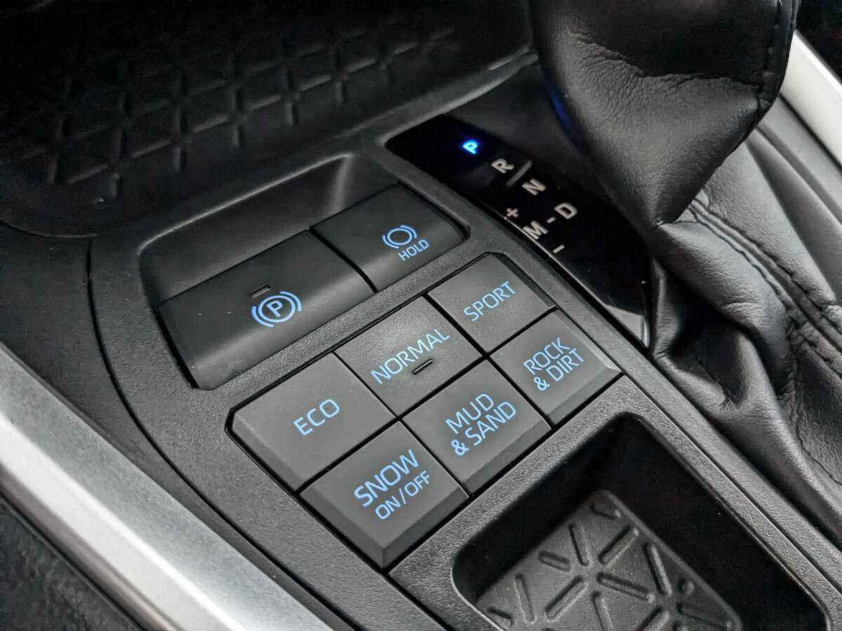 Toyota RAV4 2021 года с пробегом. Фото: #22