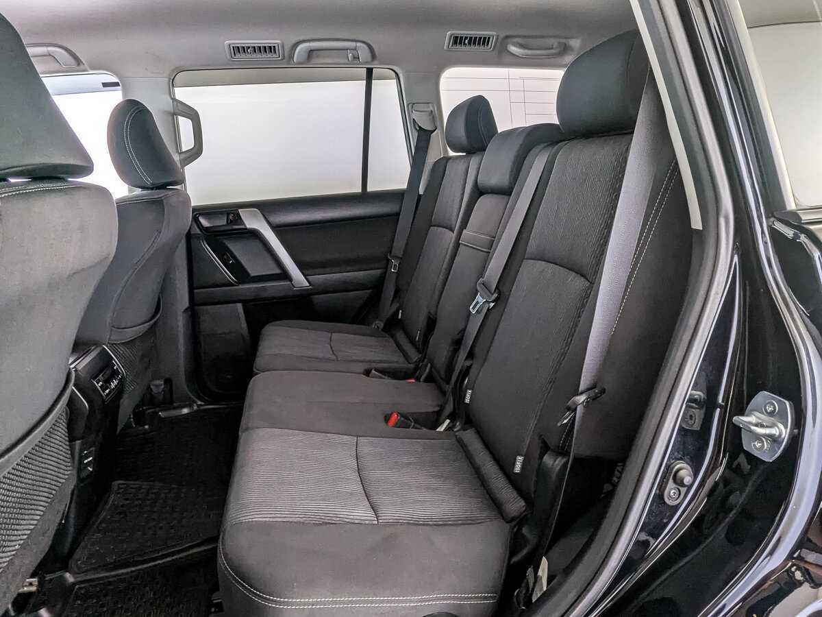 Toyota Land Cruiser Prado 2020 года с пробегом. Фото: #12