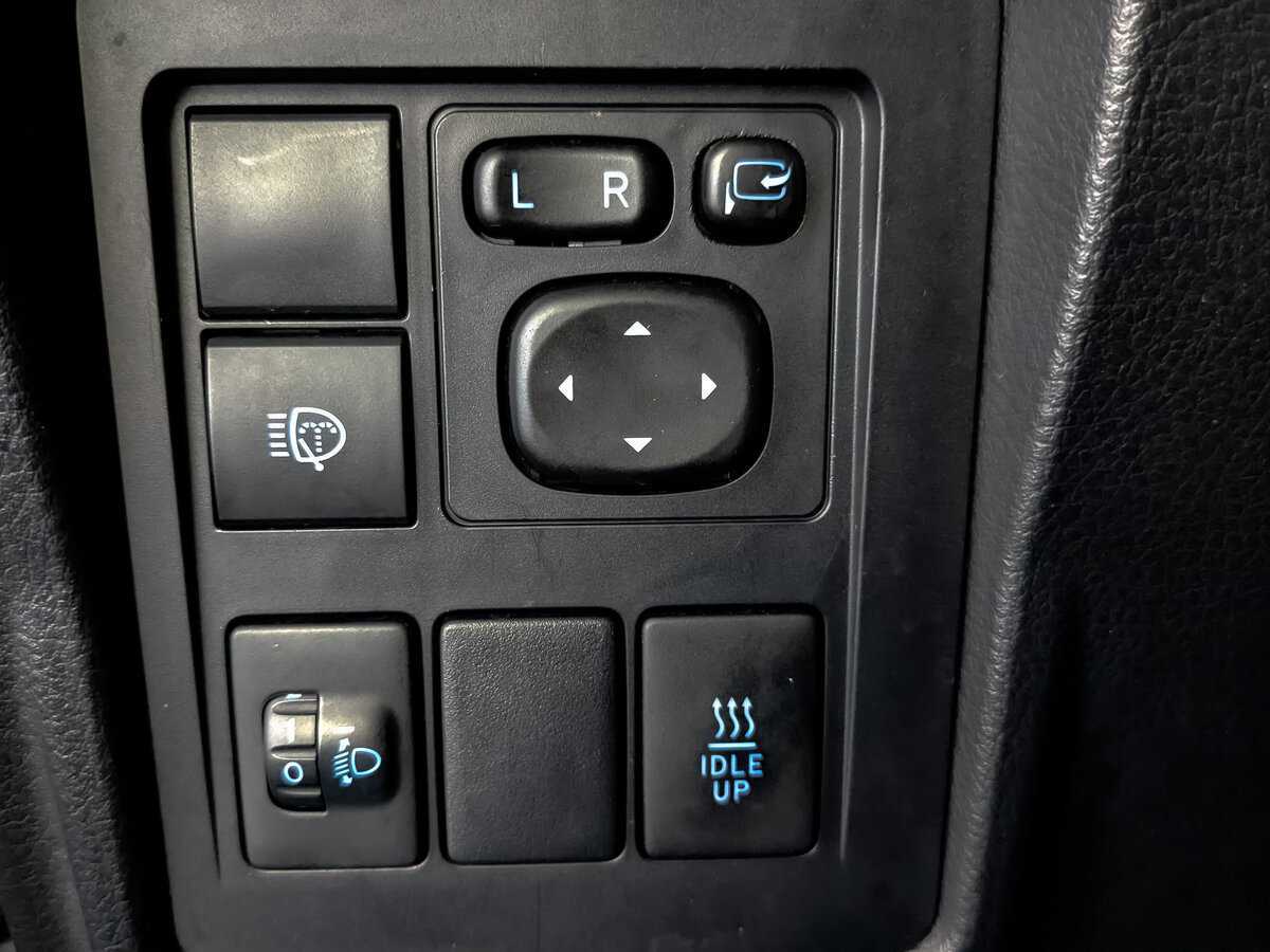 Toyota Land Cruiser Prado 2020 года с пробегом. Фото: #20