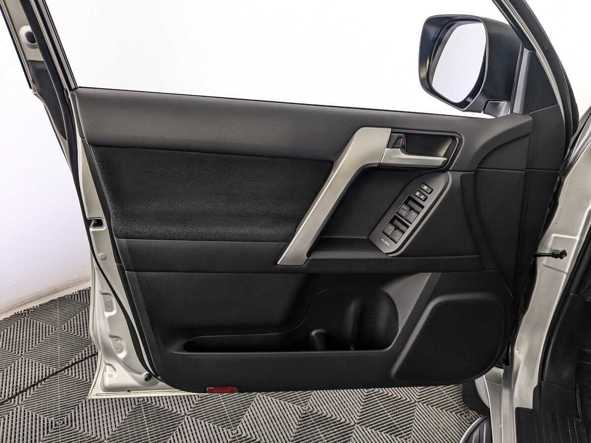 Toyota Land Cruiser Prado 2021 года с пробегом. Фото: #14