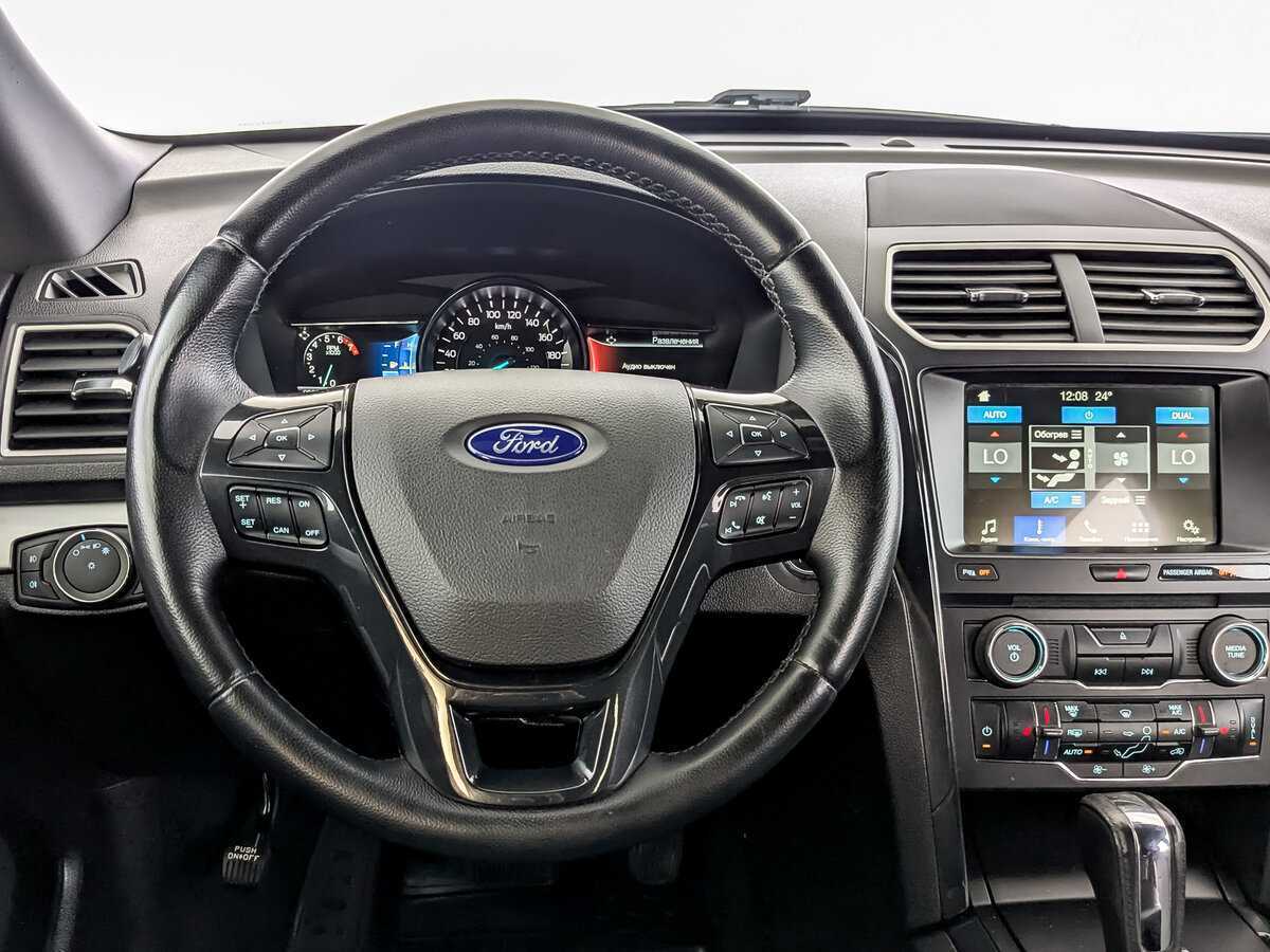 Ford Explorer 2017 года с пробегом. Фото: #17