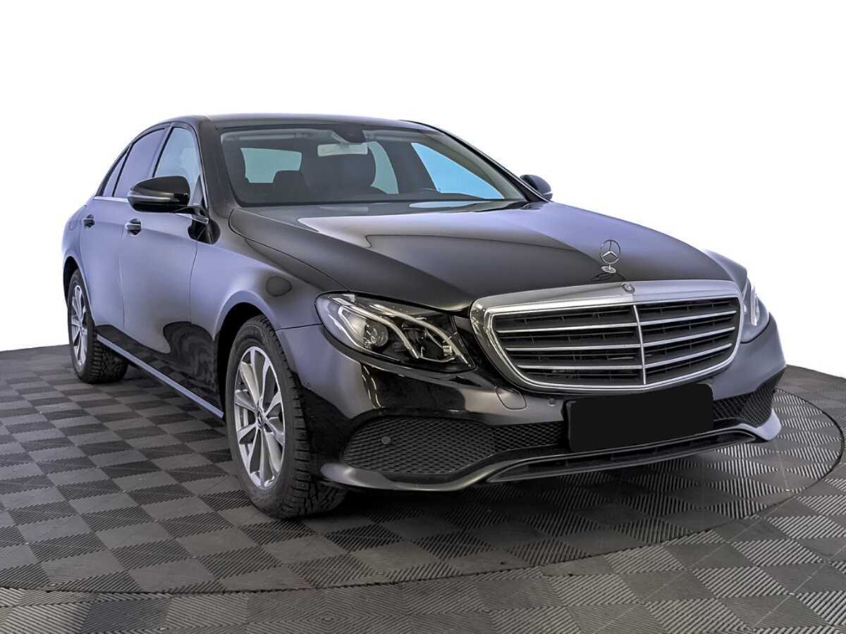 Mercedes-Benz E-Класс 2019 года с пробегом. Фото: #2