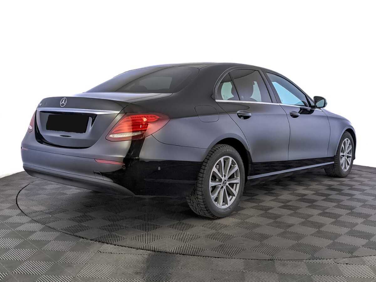 Mercedes-Benz E-Класс 2019 года с пробегом. Фото: #4