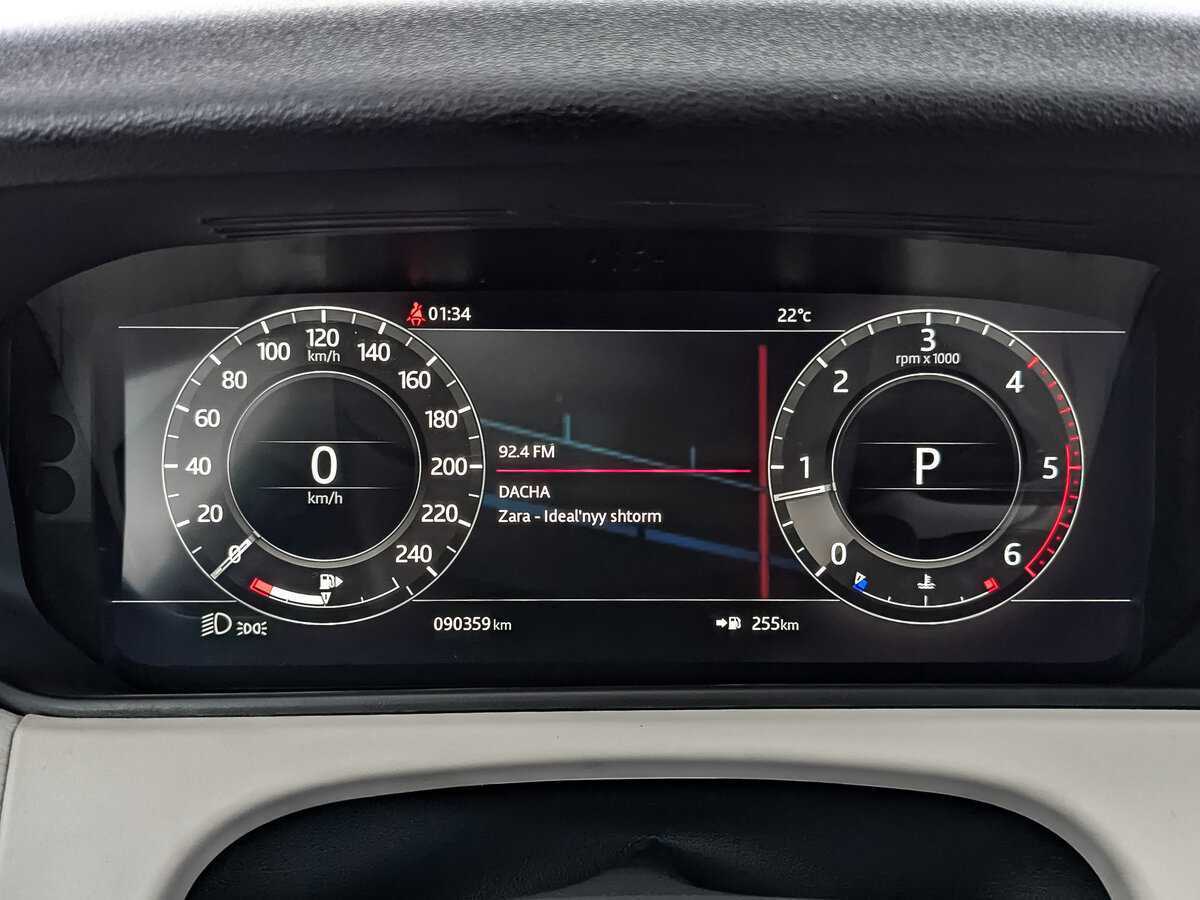 Land Rover Range Rover Velar 2018 года с пробегом. Фото: #11