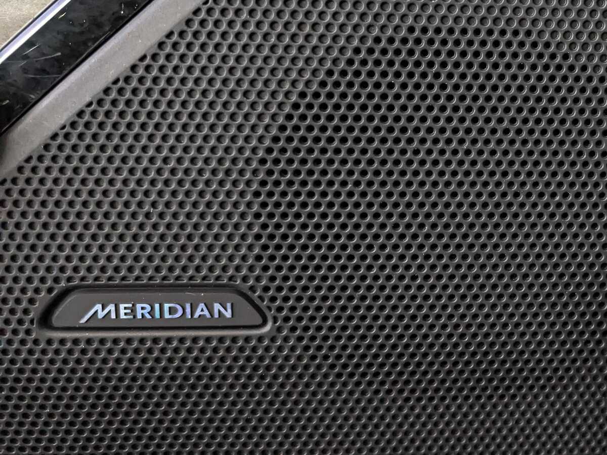 Land Rover Range Rover Velar 2018 года с пробегом. Фото: #20