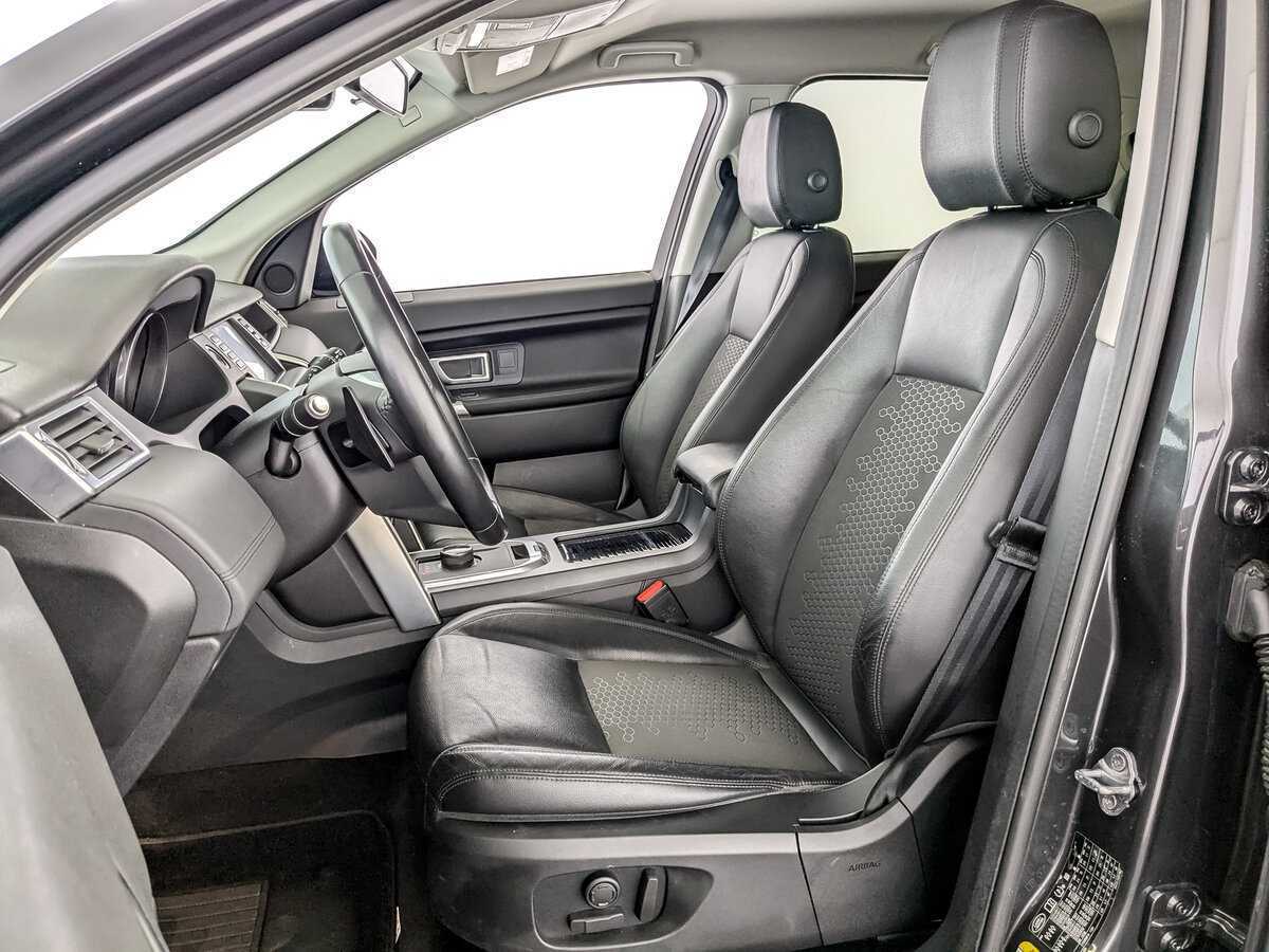 Land Rover Discovery Sport 2017 года с пробегом. Фото: #15