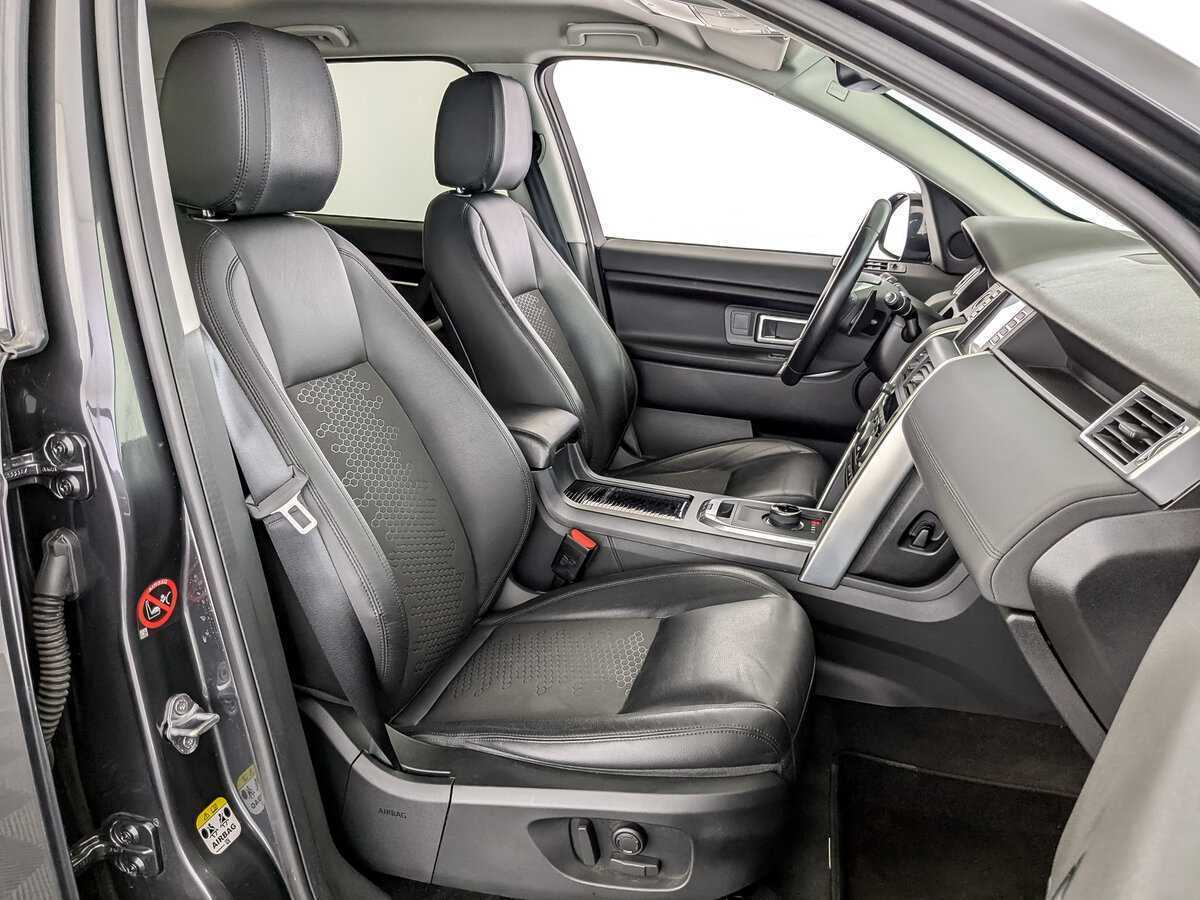 Land Rover Discovery Sport 2017 года с пробегом. Фото: #19