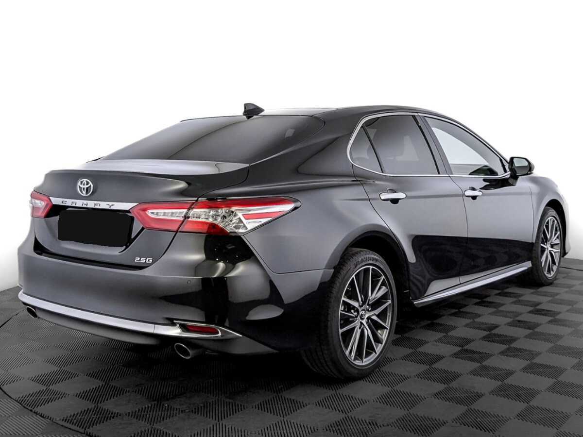 Toyota Camry 2023 года с пробегом. Фото: #4