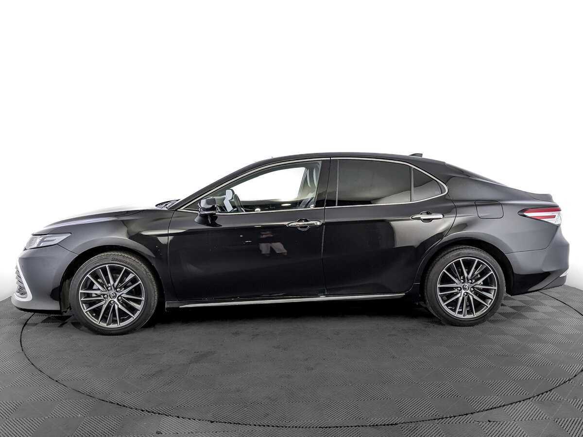 Toyota Camry 2023 года с пробегом. Фото: #7