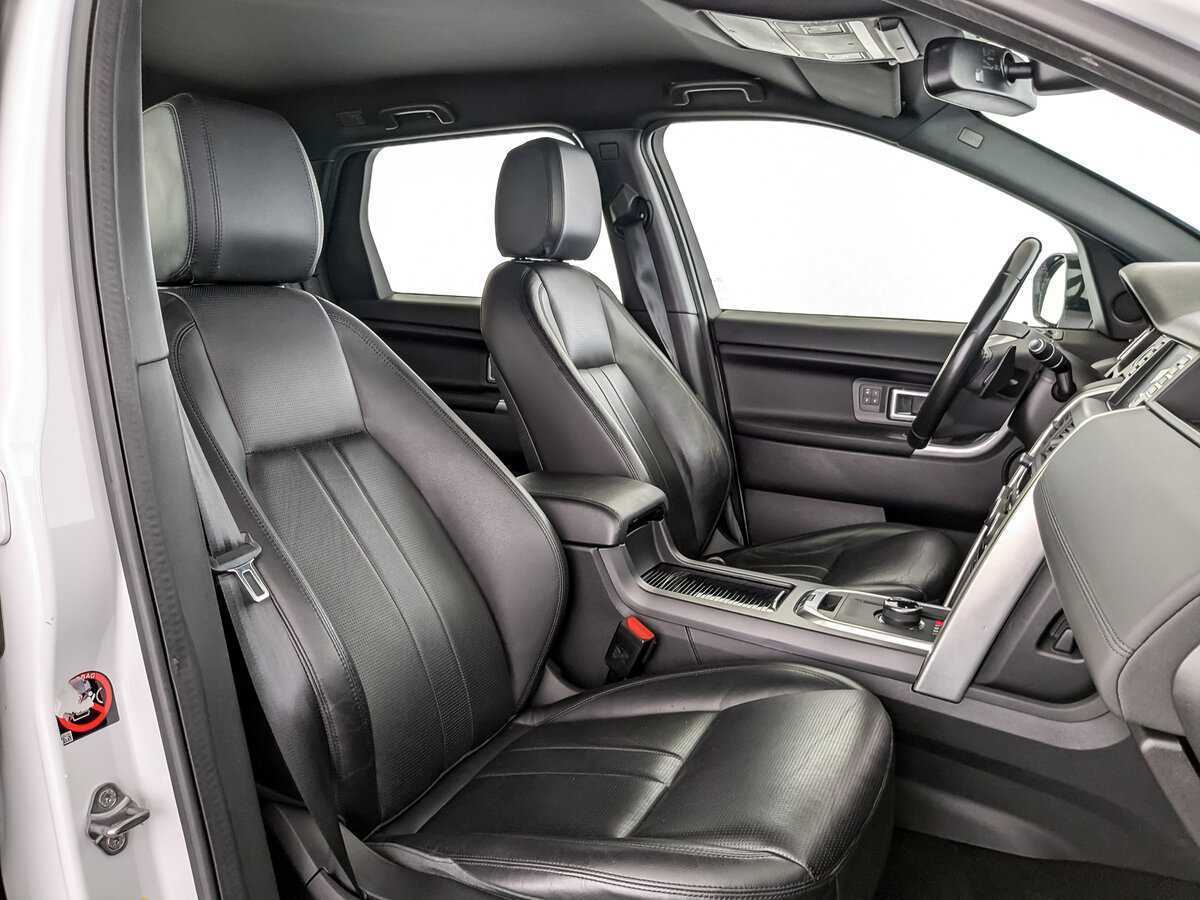 Land Rover Discovery Sport 2017 года с пробегом. Фото: #19