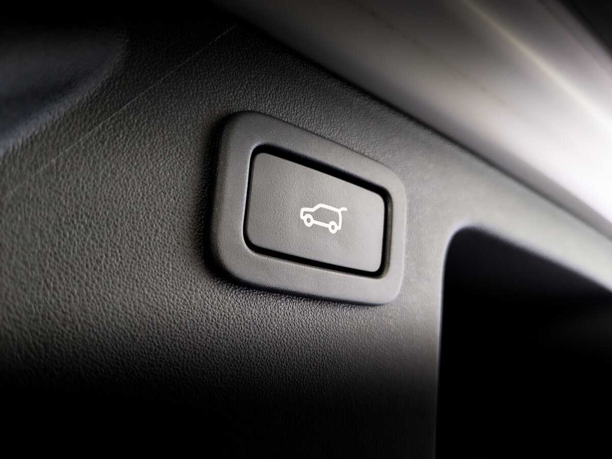 Land Rover Discovery Sport 2017 года с пробегом. Фото: #21