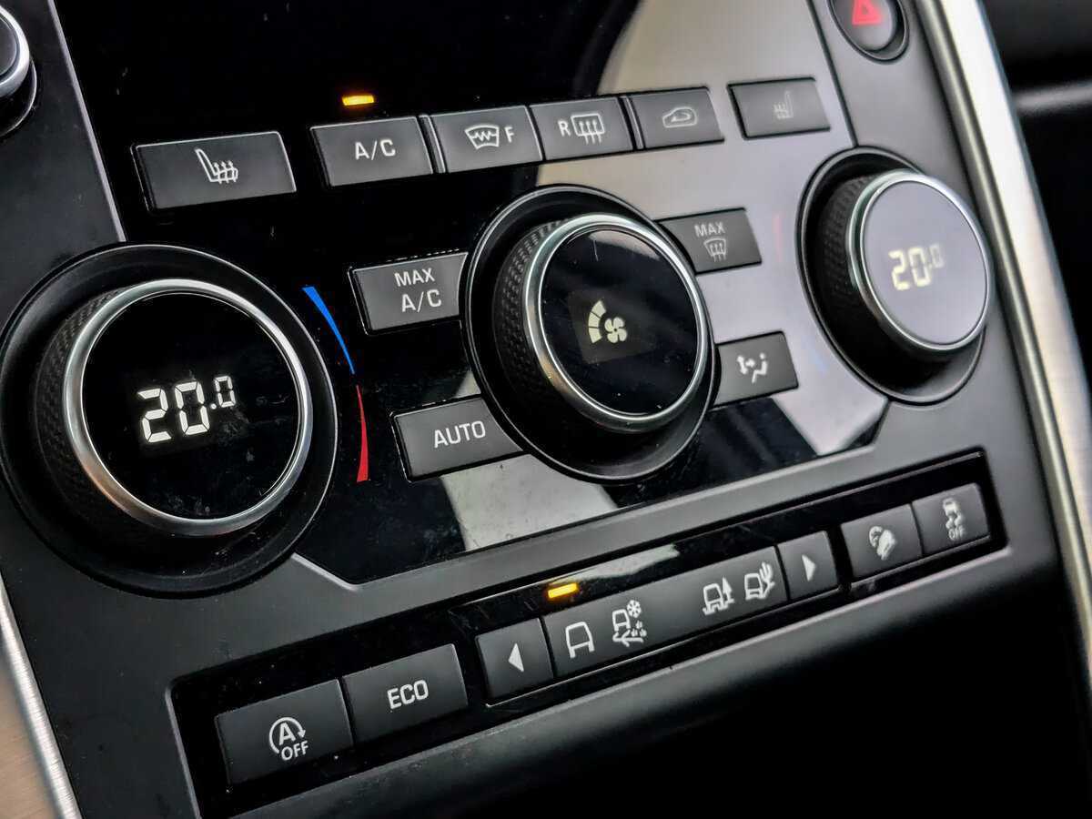 Land Rover Discovery Sport 2017 года с пробегом. Фото: #22