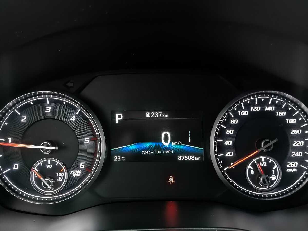 Hyundai Santa Fe 2021 года с пробегом. Фото: #11