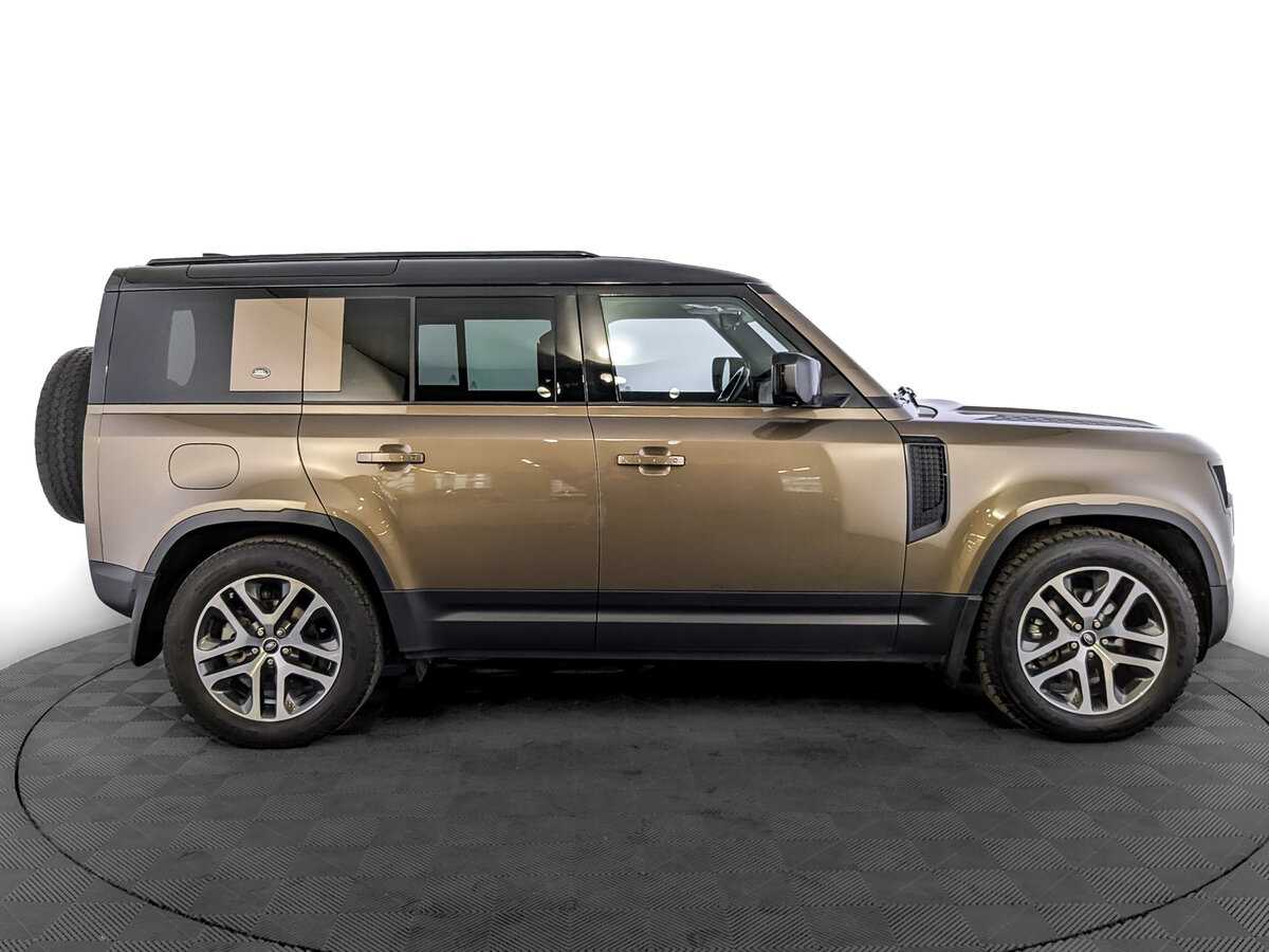 Land Rover Defender 2021 года с пробегом. Фото: #3