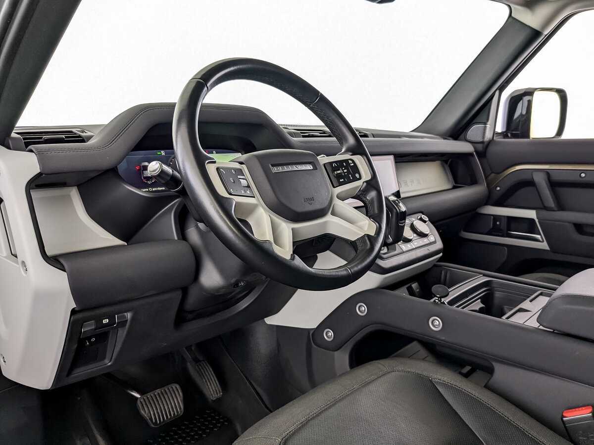 Land Rover Defender 2021 года с пробегом. Фото: #13