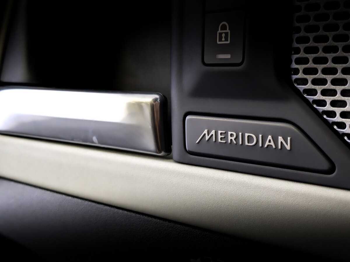 Land Rover Defender 2021 года с пробегом. Фото: #21