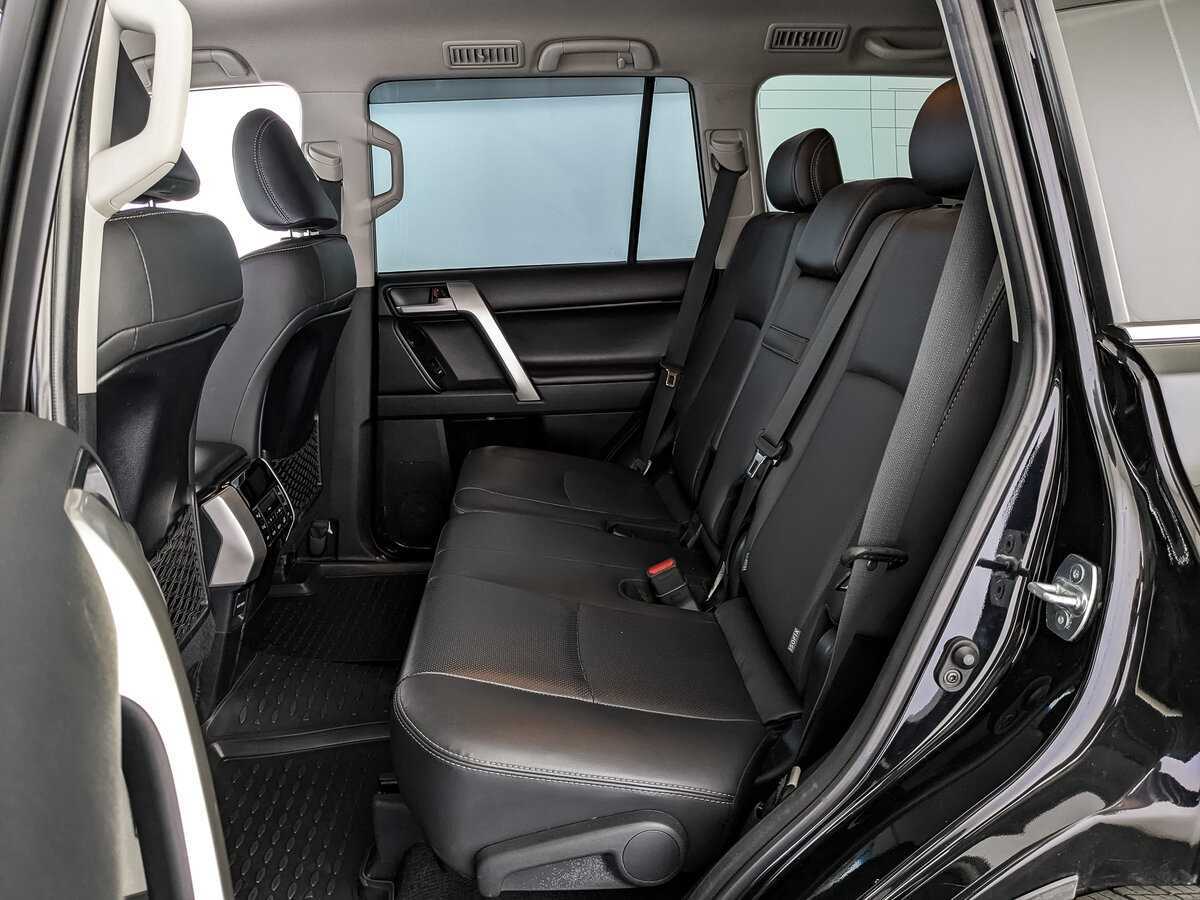 Toyota Land Cruiser Prado 2020 года с пробегом. Фото: #13