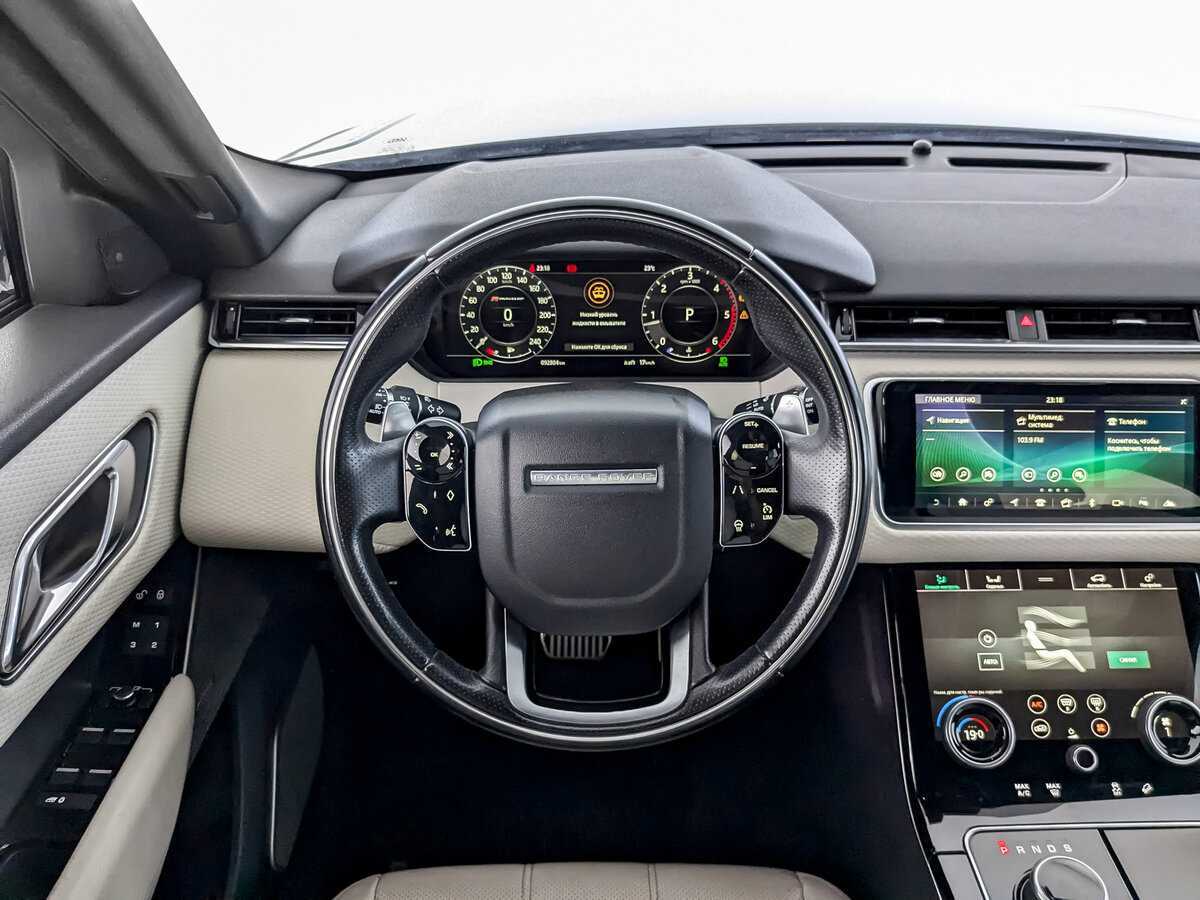 Land Rover Range Rover Velar 2017 года с пробегом. Фото: #18