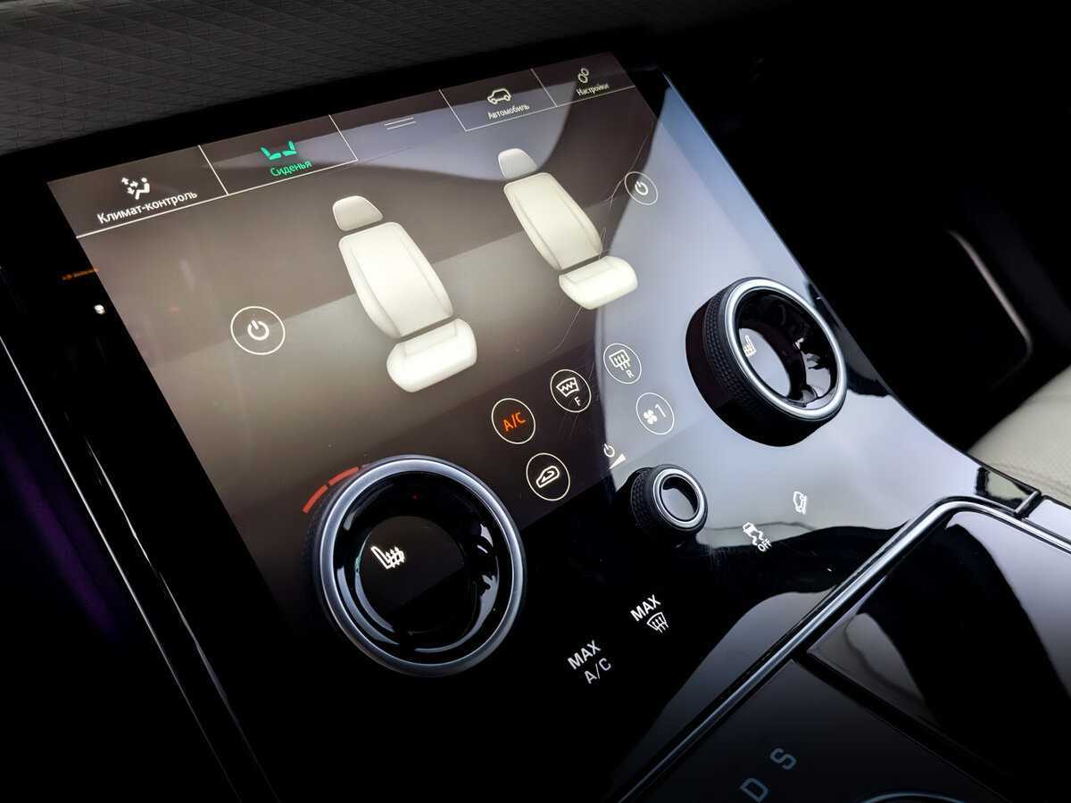 Land Rover Range Rover Velar 2017 года с пробегом. Фото: #25