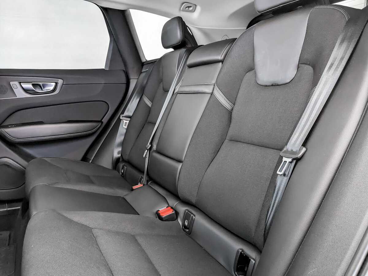 Volvo XC60 2020 года с пробегом. Фото: #9