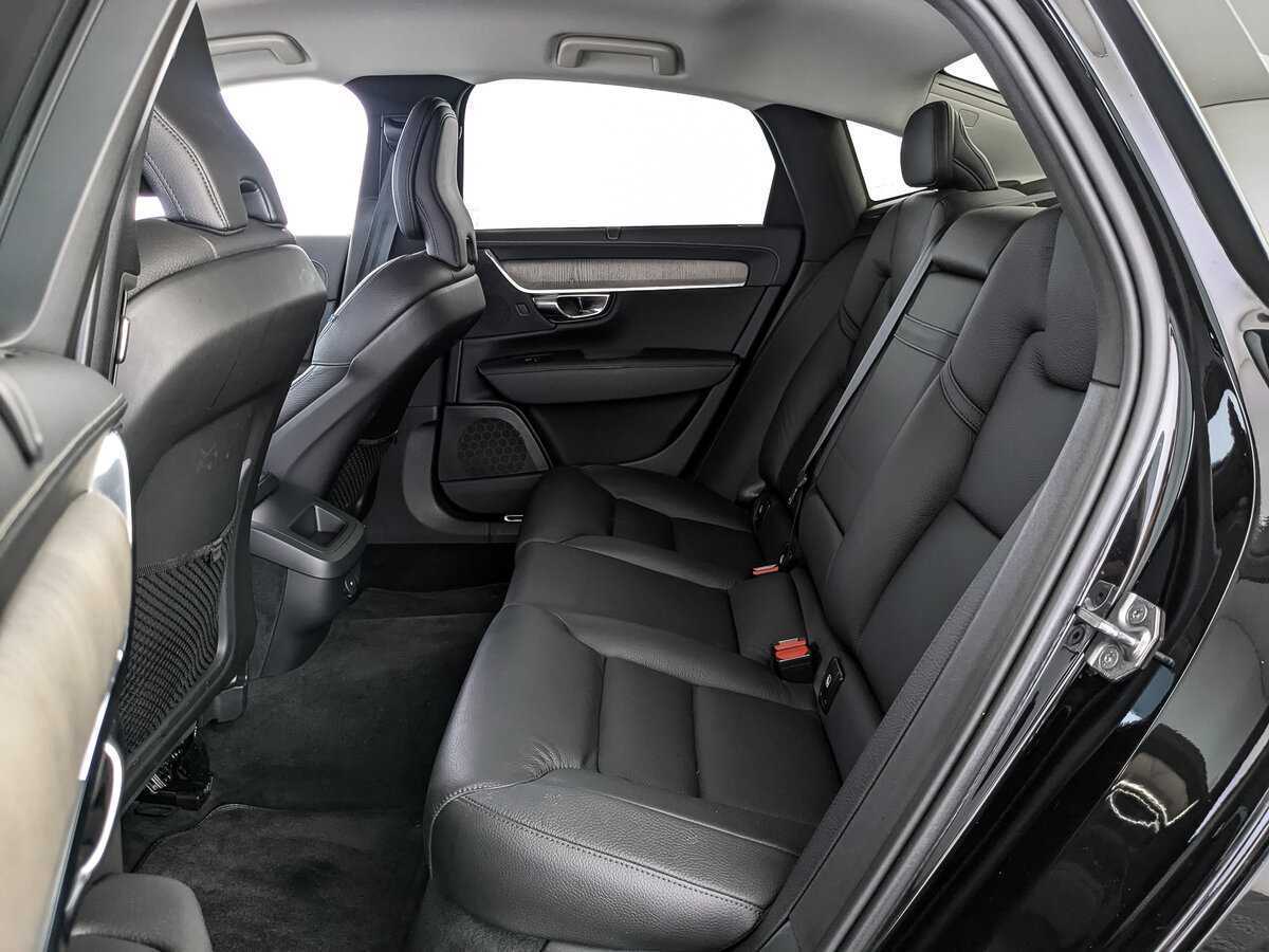 Volvo S90 2021 года с пробегом. Фото: #13