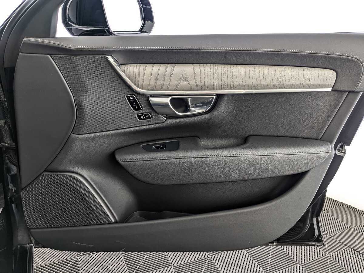 Volvo S90 2021 года с пробегом. Фото: #19