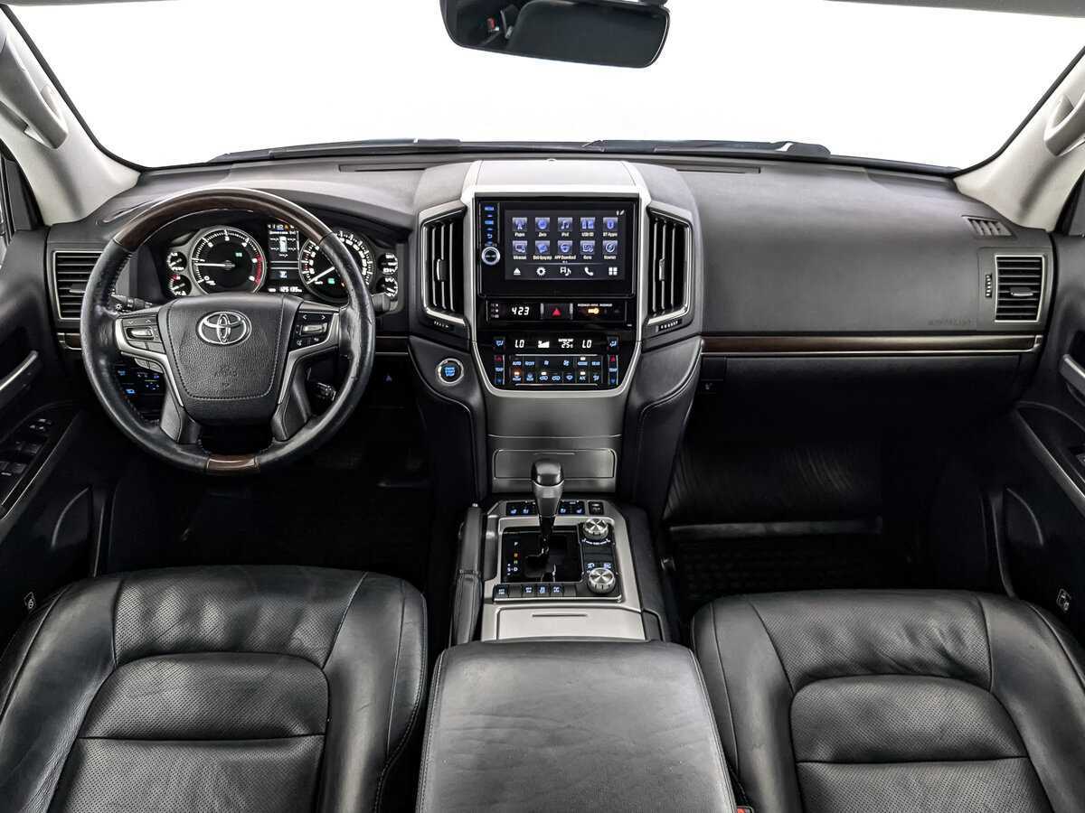 Toyota Land Cruiser 2017 года с пробегом. Фото: #9