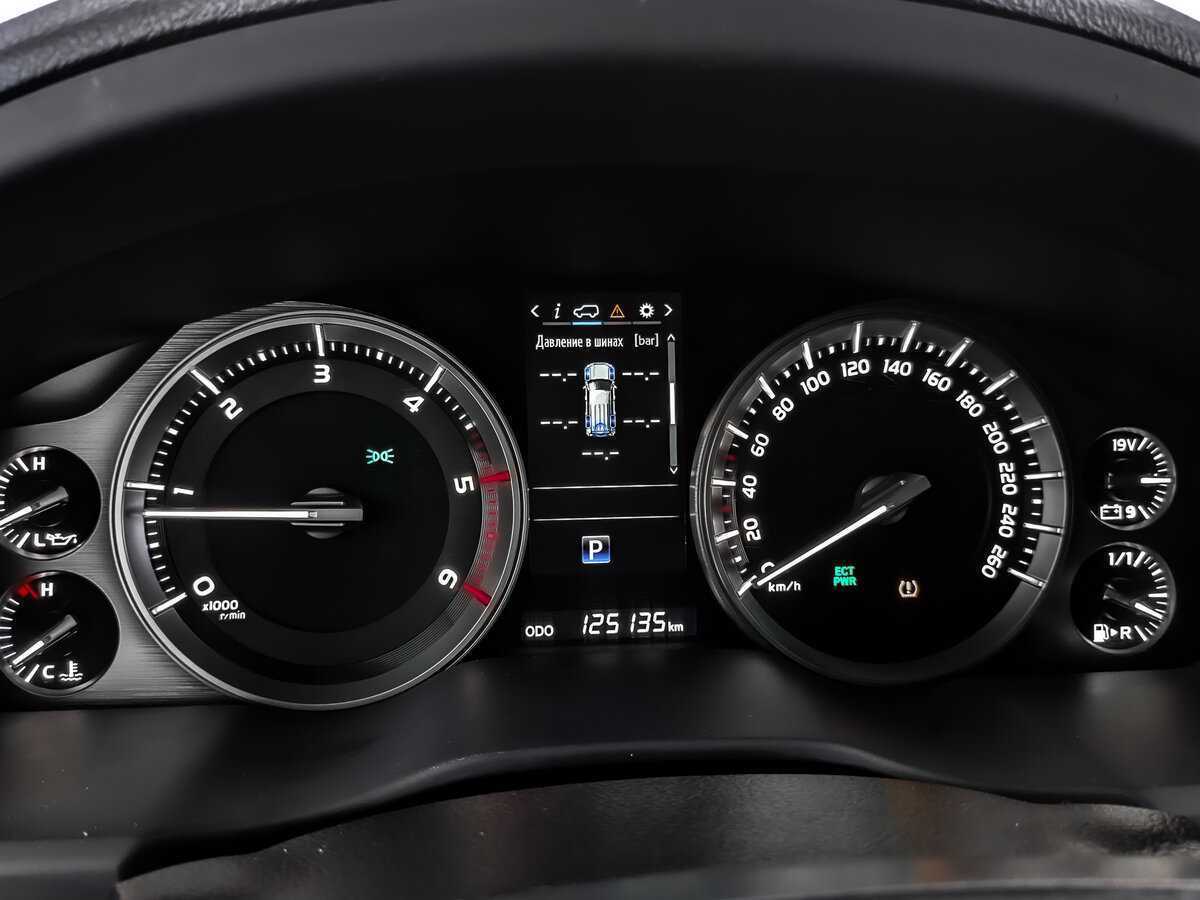 Toyota Land Cruiser 2017 года с пробегом. Фото: #11