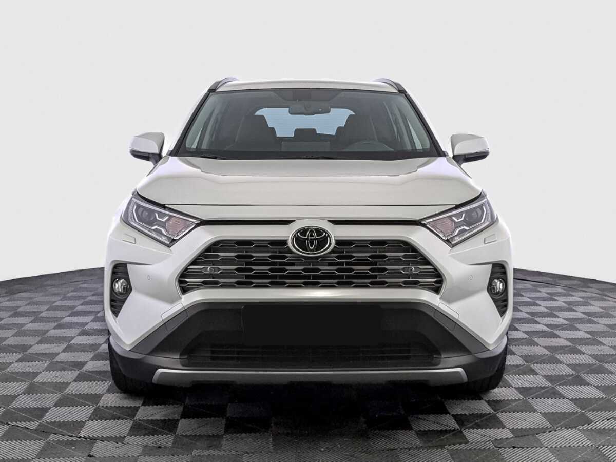 Toyota RAV4 2021 года с пробегом. Фото: #1