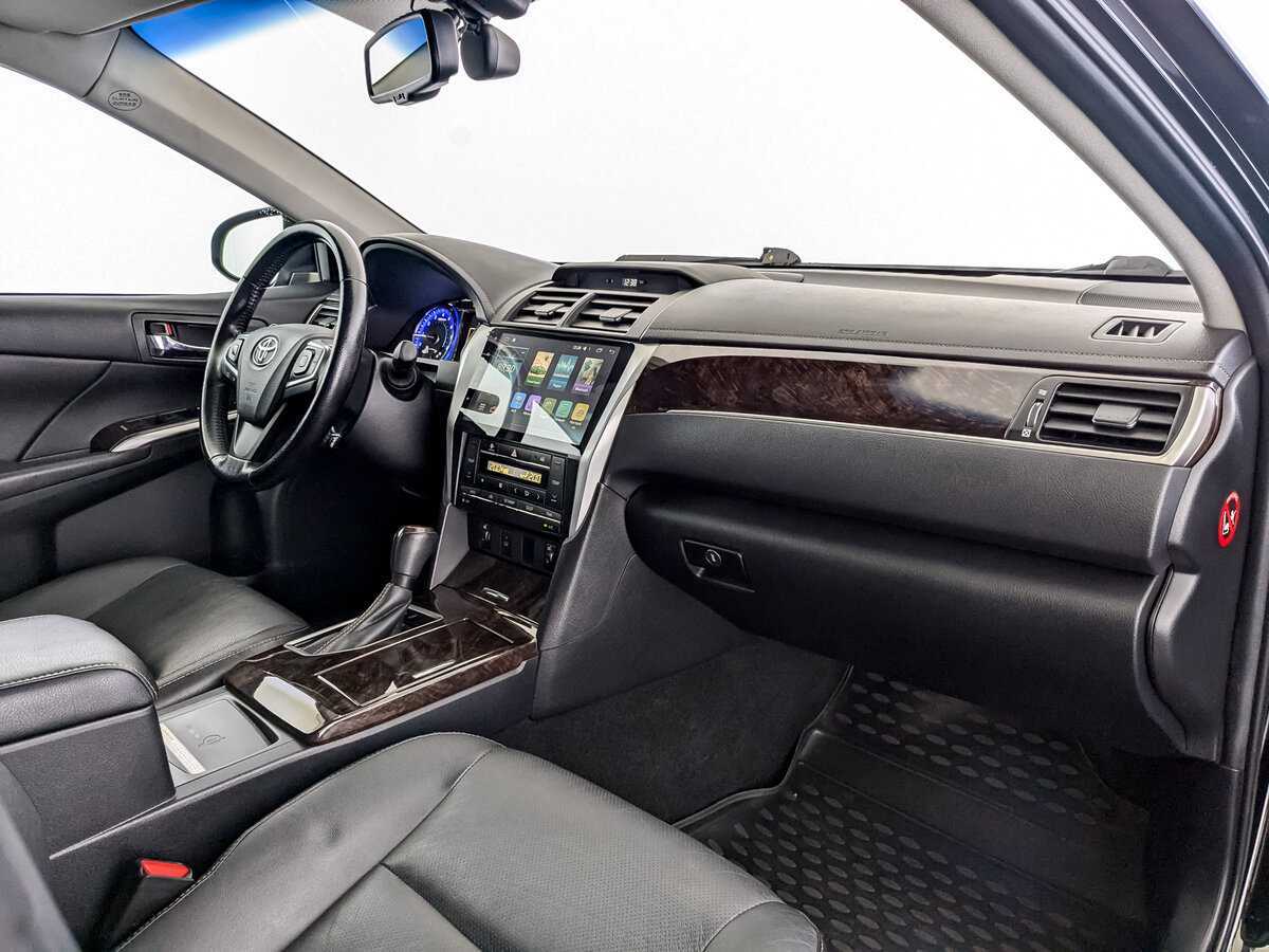 Toyota Camry 2016 года с пробегом. Фото: #8