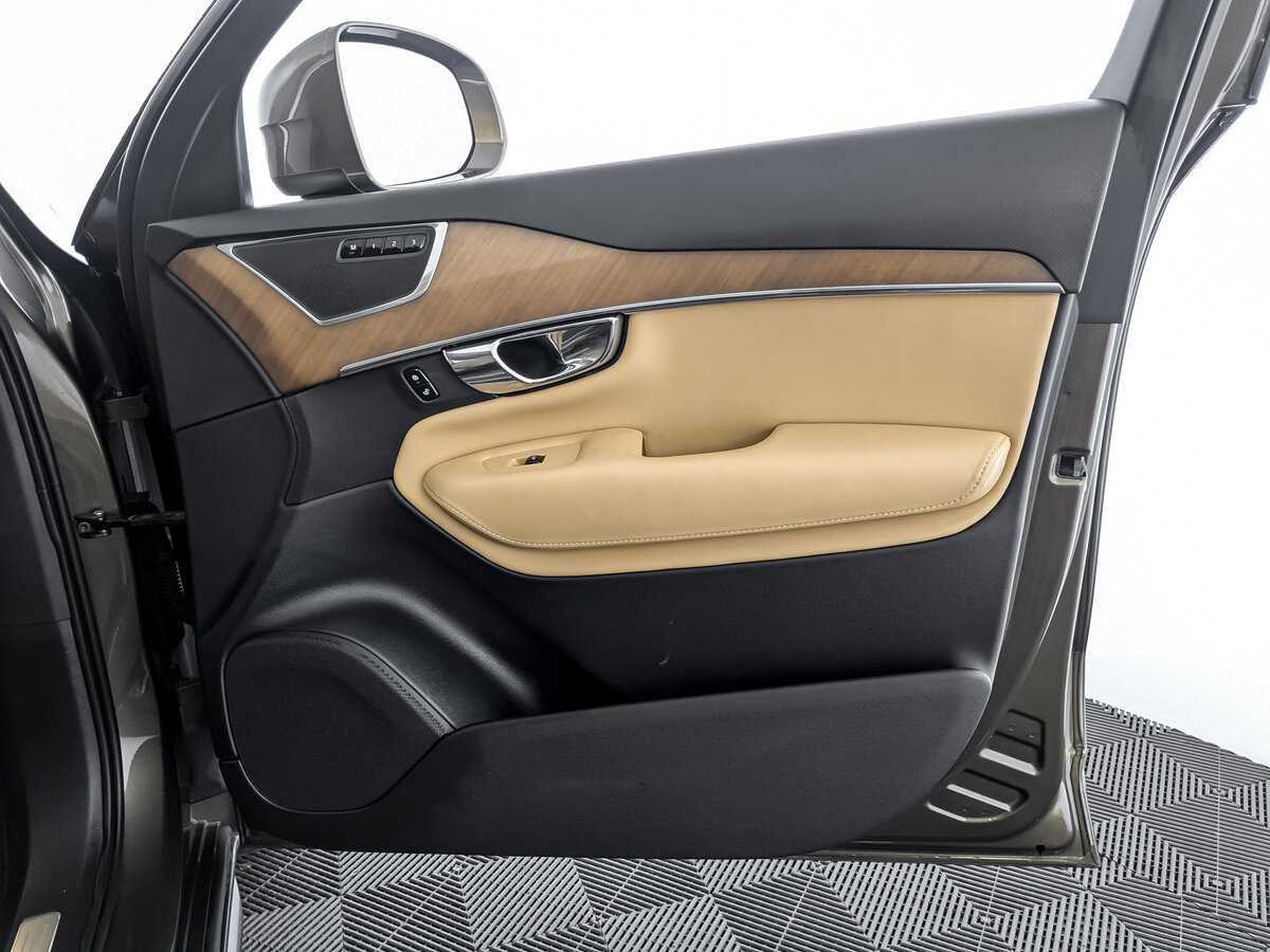 Volvo XC90 2016 года с пробегом. Фото: #21