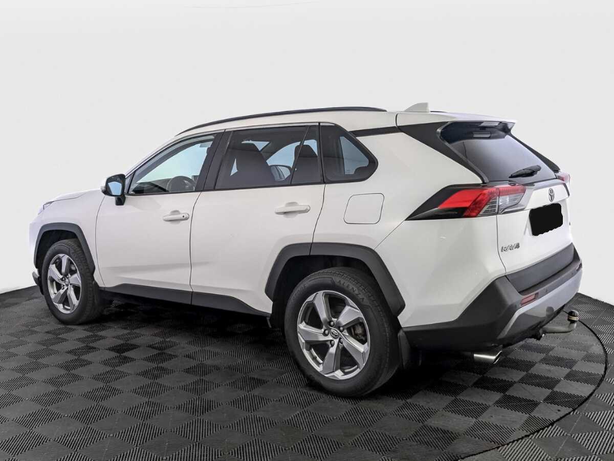 Toyota RAV4 2021 года с пробегом. Фото: #6