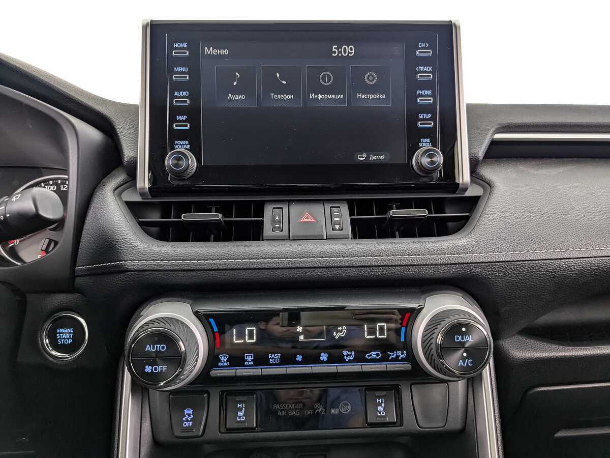 Toyota RAV4 2021 года с пробегом. Фото: #12