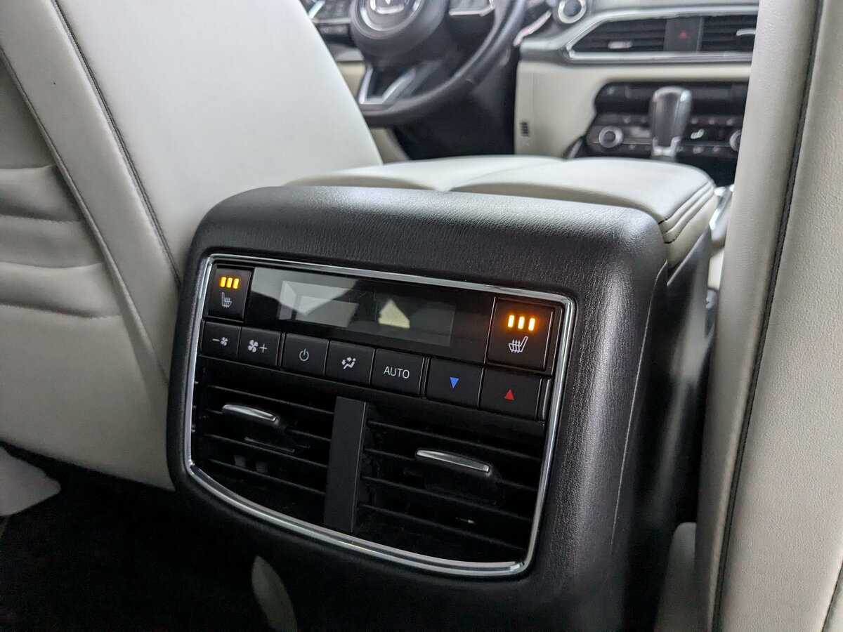 Mazda CX-9 2020 года с пробегом. Фото: #22