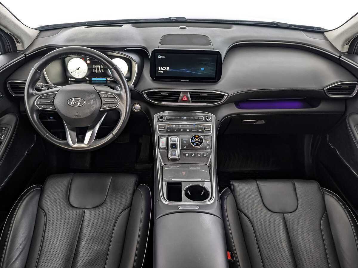 Hyundai Santa Fe 2021 года с пробегом. Фото: #9